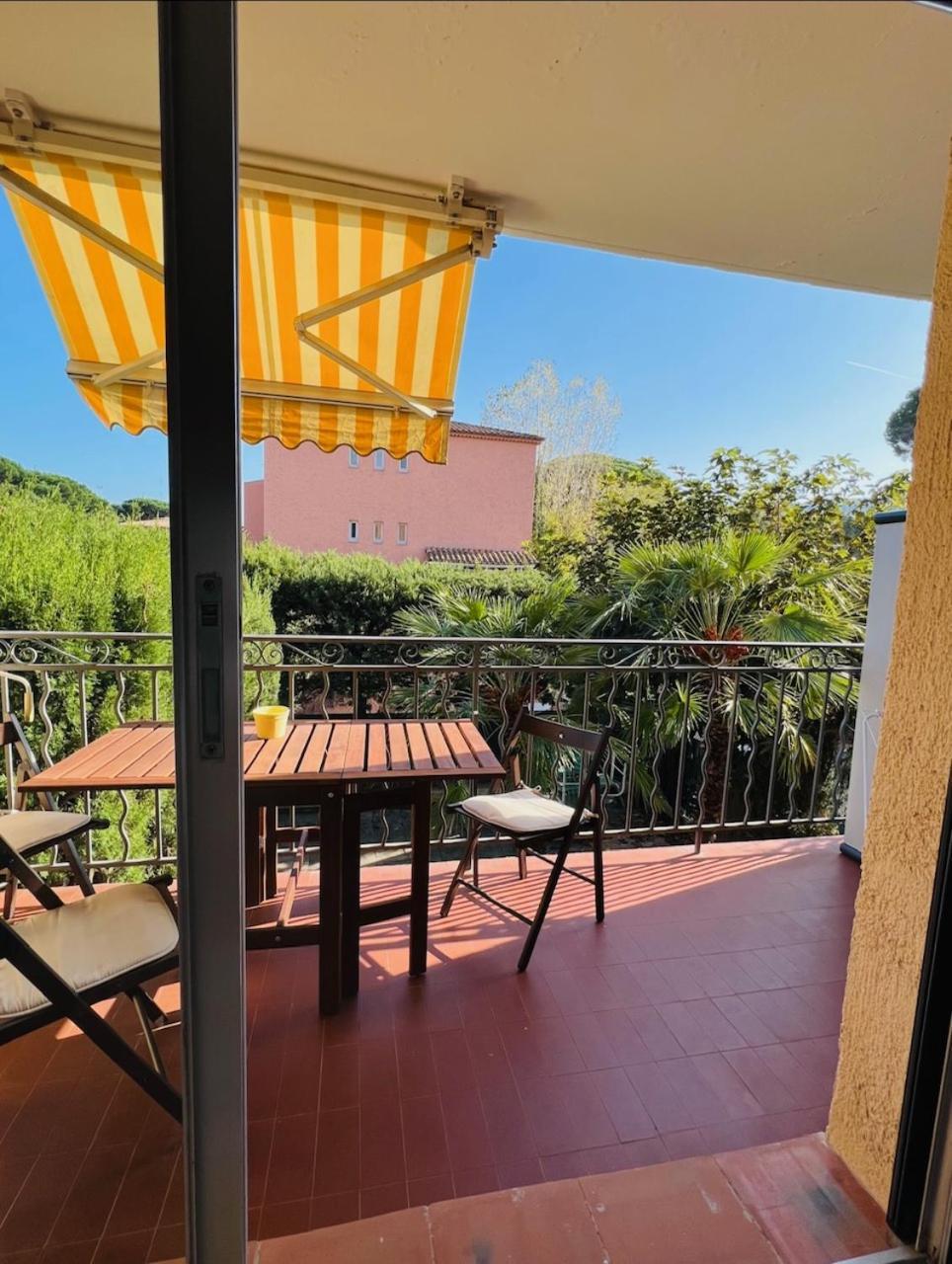 Superbe Appartement Terrasse Et Parking Prive סן טרופז מראה חיצוני תמונה