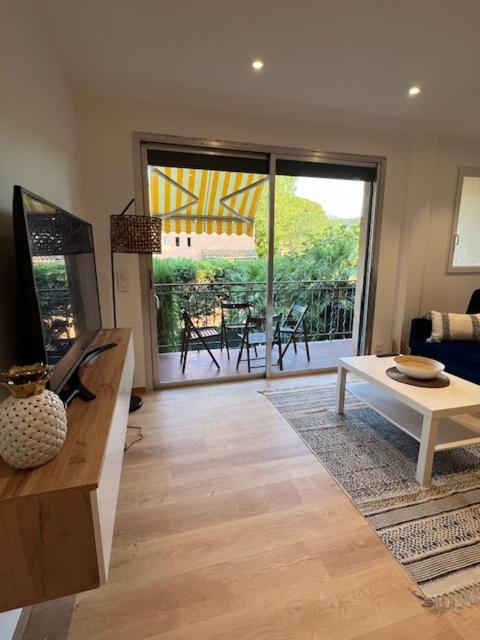 Superbe Appartement Terrasse Et Parking Prive סן טרופז מראה חיצוני תמונה